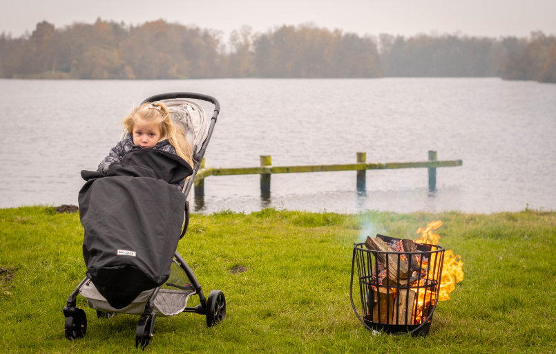 Rollstuhldeckemit Fussmuff-FiNiFuchs-Kinderrollstuhldecke
