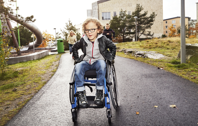 Panthera Bambino3-Kinder-rollstuhl-FiNiFuchs