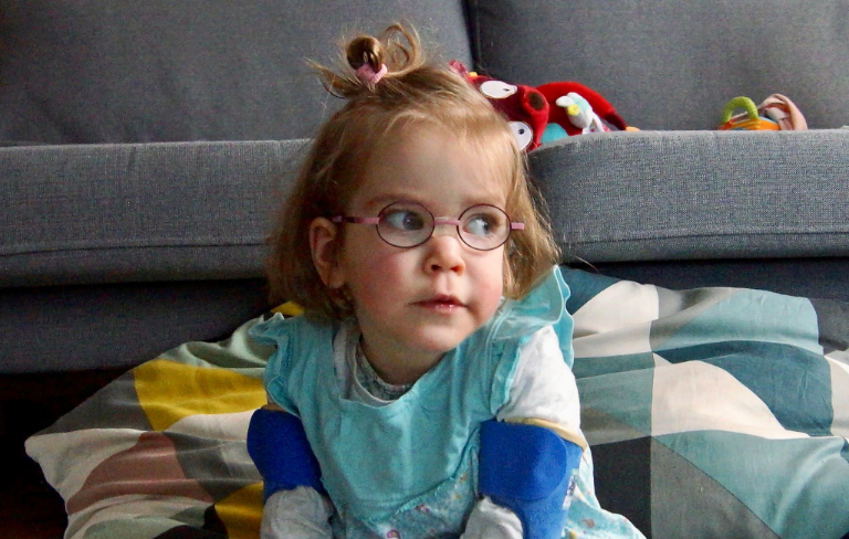 sehen-Kinderbrille-Sehhilfe-Hilfsmittel-FiNiFuchs